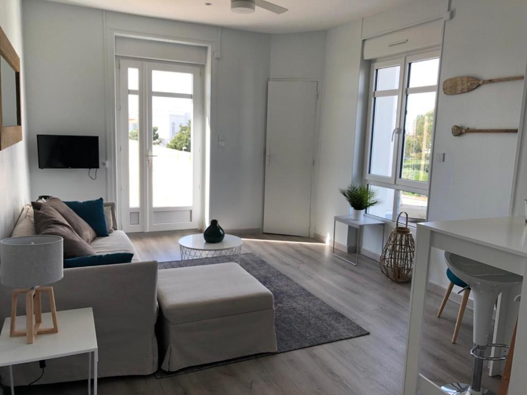 Appartement Avec Vue Mer A Pontaillac รัวย็อง ภายนอก รูปภาพ